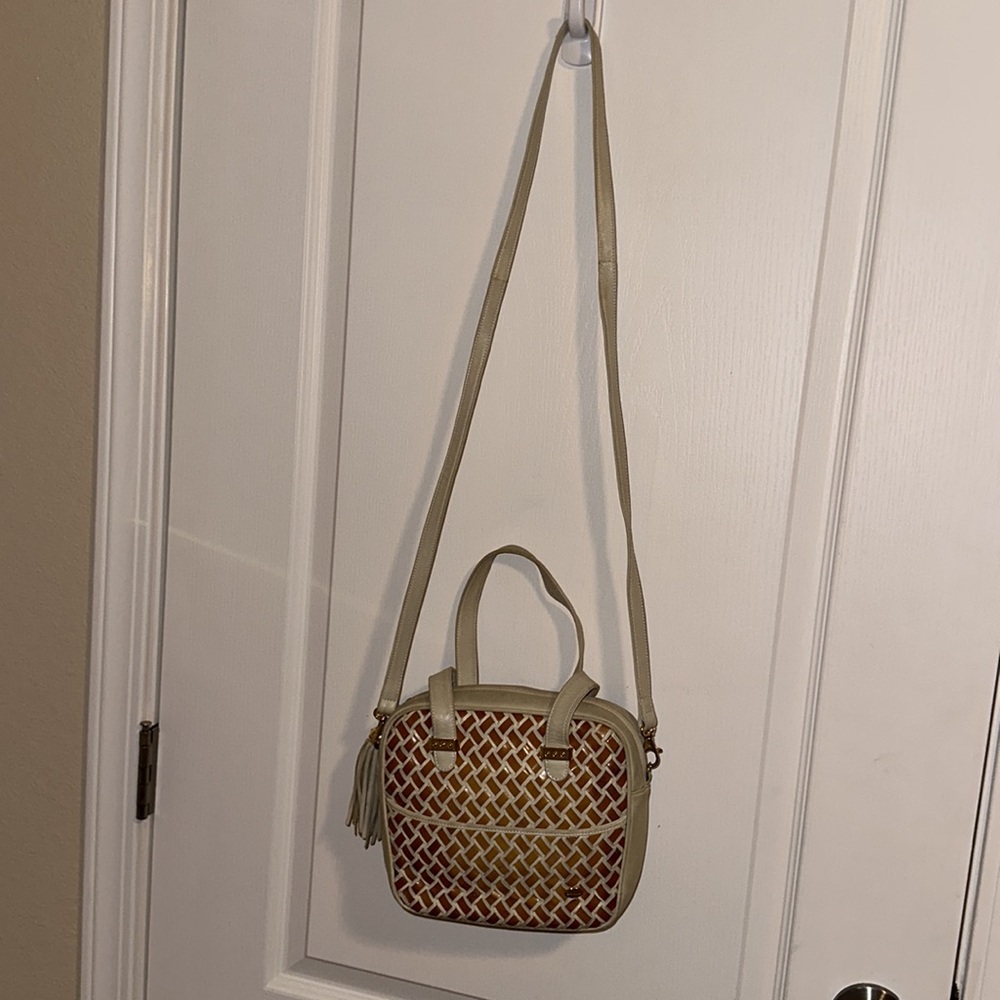 BALLY Basketweave leather in/out soft supple Authentic with big tassel Vintage